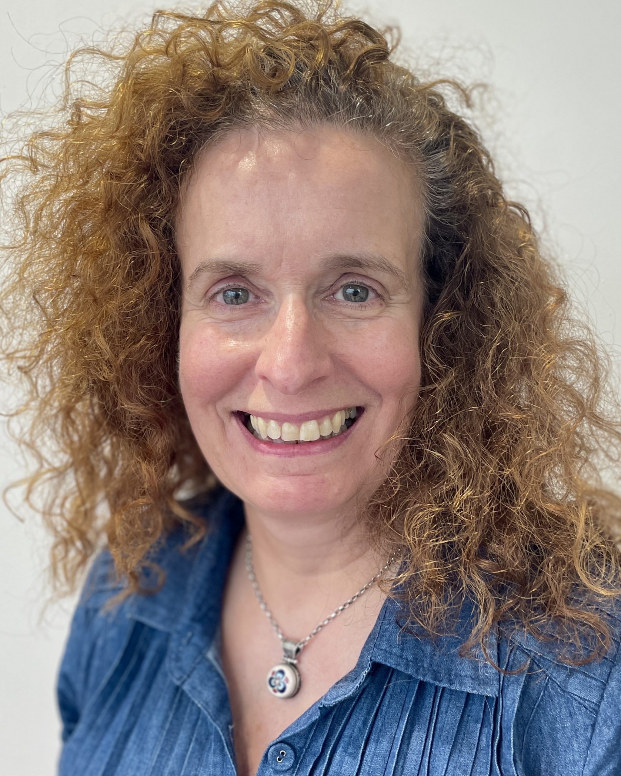 Professional headshot of Dr Anne Garland, Consultant Cognitive Behavioural Psychotherapist